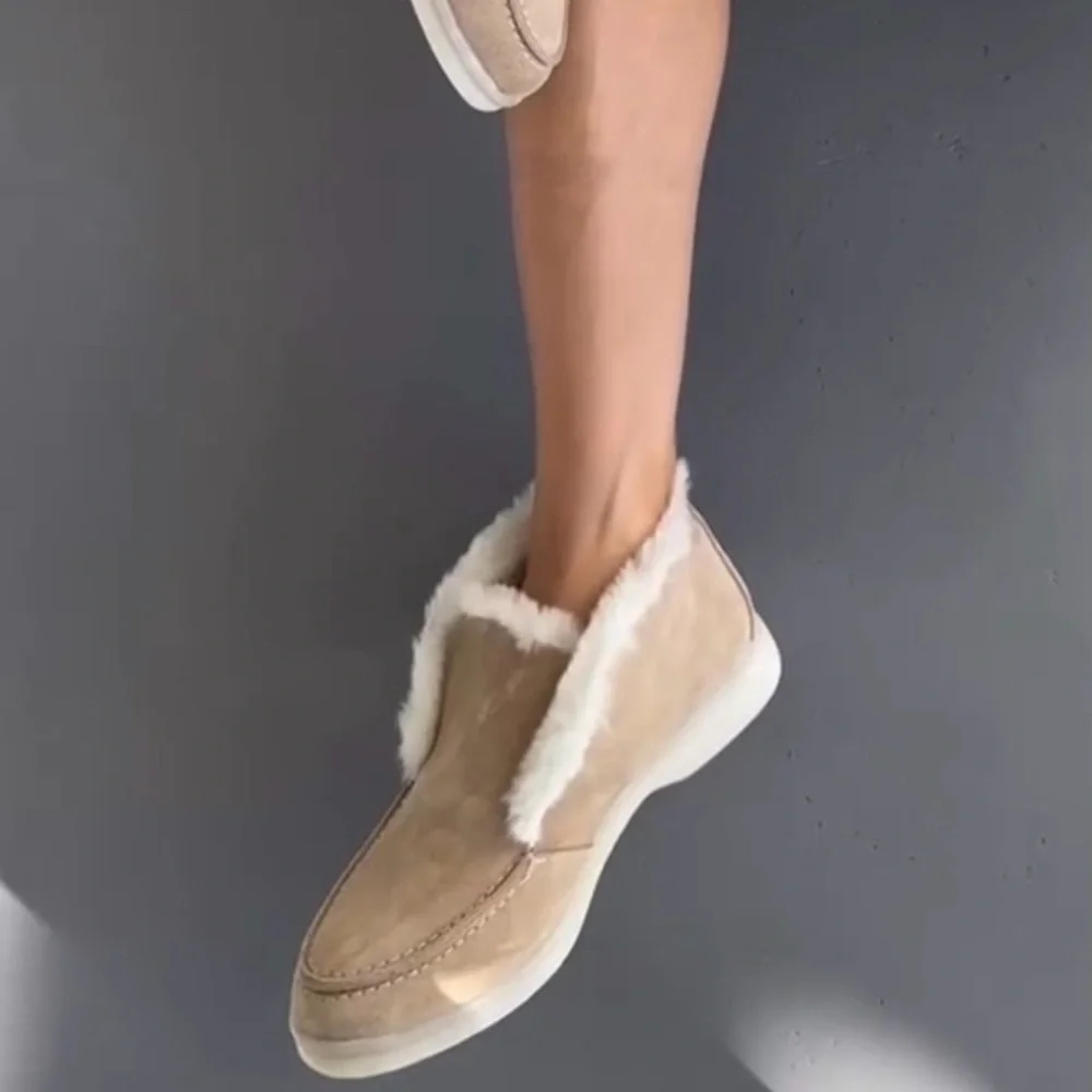 Winter boots - Picture 1 of 4